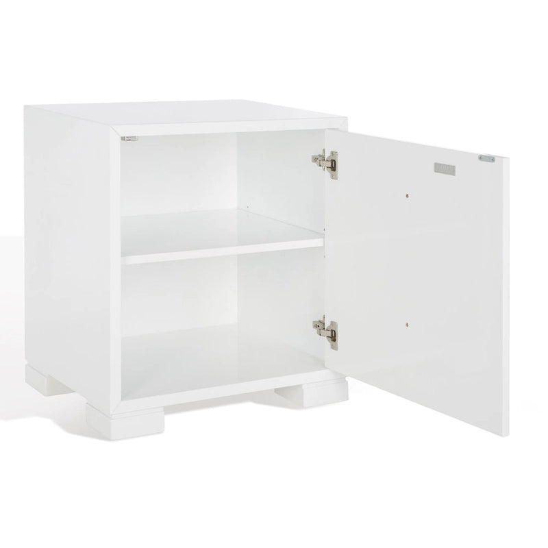 White/ Gold Lacquer Chest - 24Wx18Dx26H